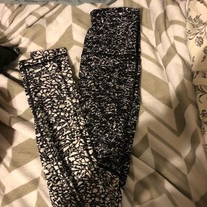 Size 4 wanderlust leggings